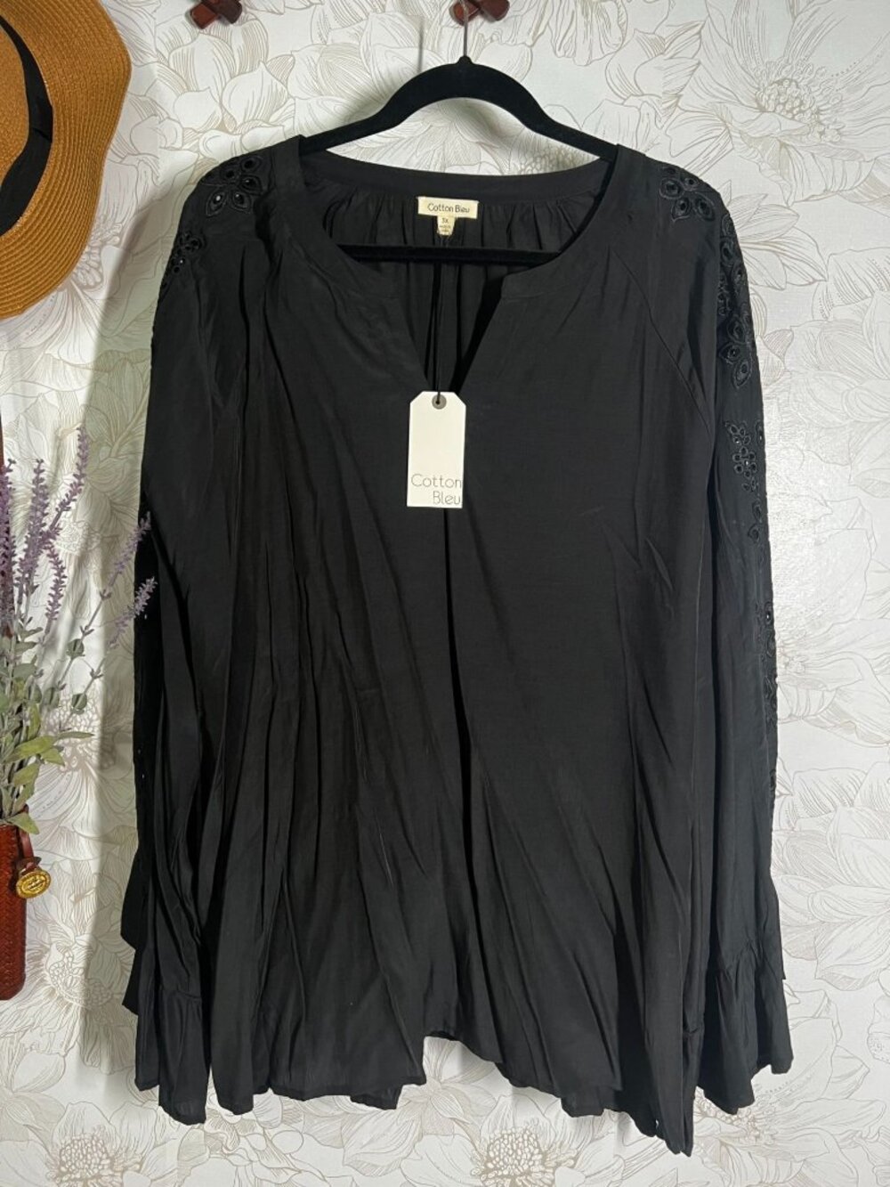 Cotton Bleu Black Embroidered Tunic Blouse With Bell Sleeves 3X Rayon/Polyester